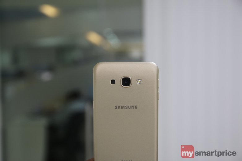 Samsun Galaxy A8 Review - Camera